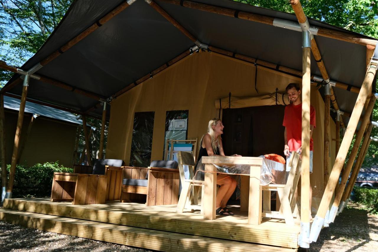 Sillé-le-Guillaume Camping De La Foret Seasonova מראה חיצוני תמונה