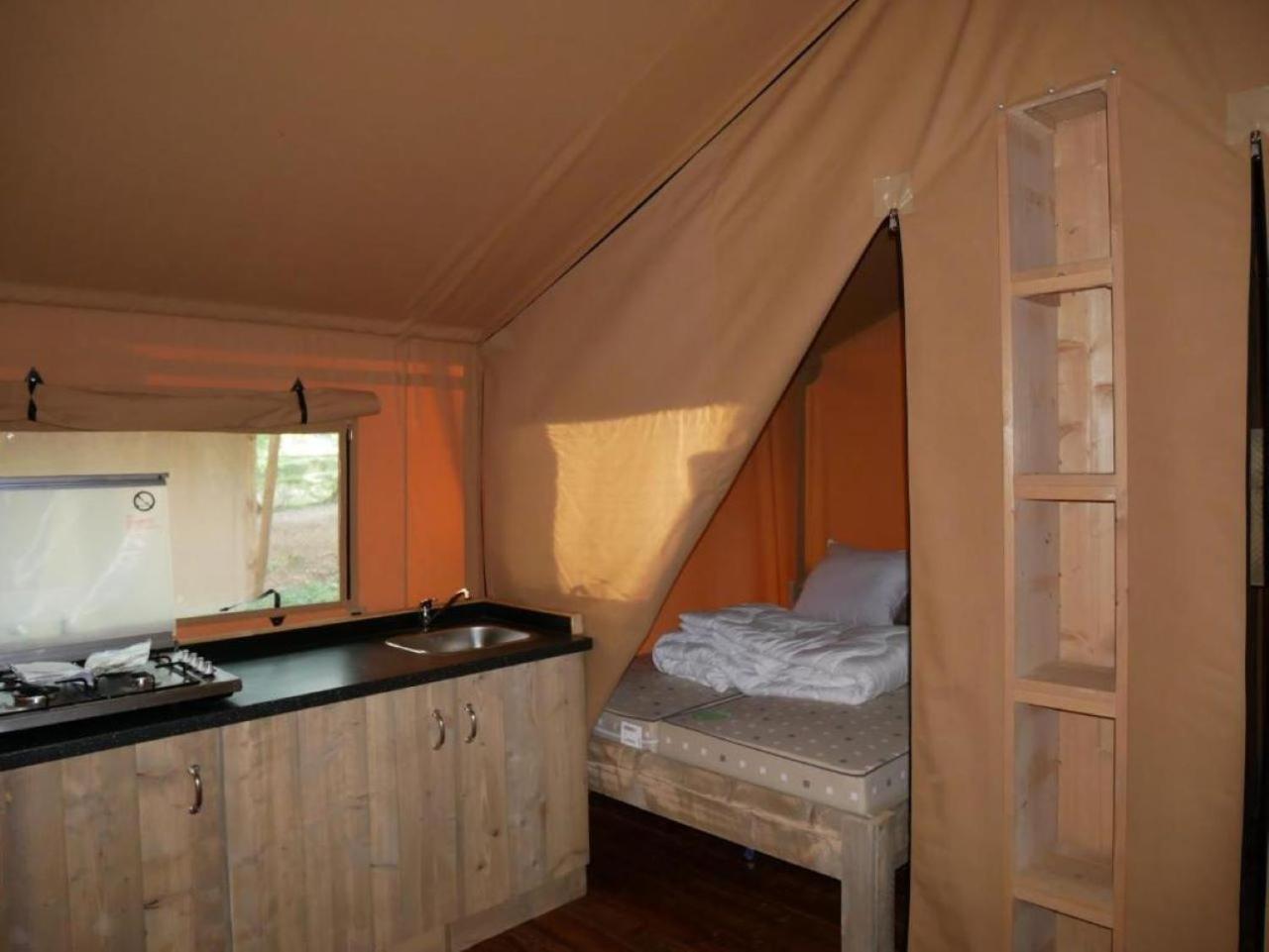 Sillé-le-Guillaume Camping De La Foret Seasonova מראה חיצוני תמונה